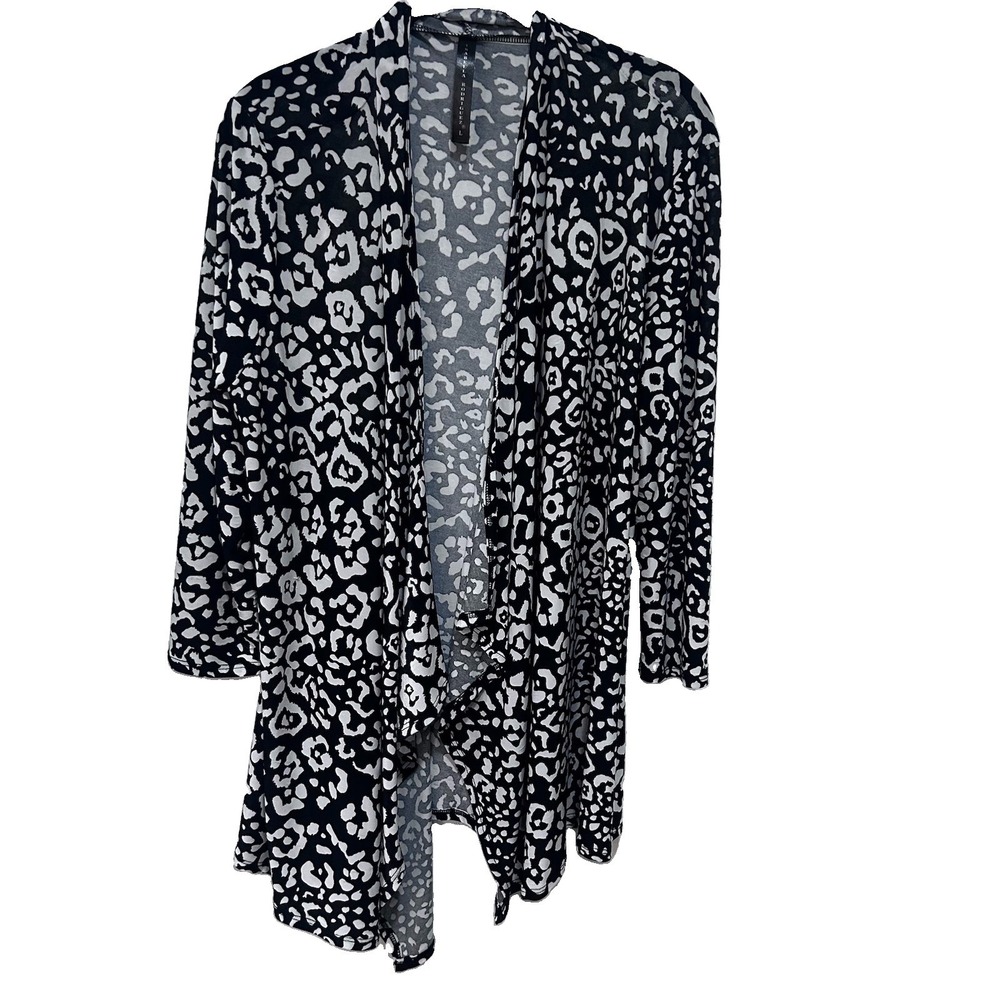 Isabella Rodriguez L‎ Black White Print Open Front Swing Cardigan Waterfall Hem